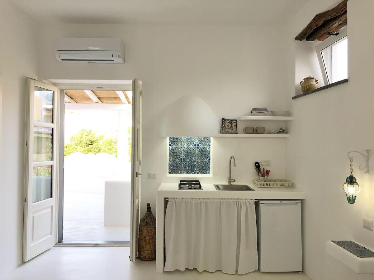 Agata B&B Lipari  Buitenkant foto