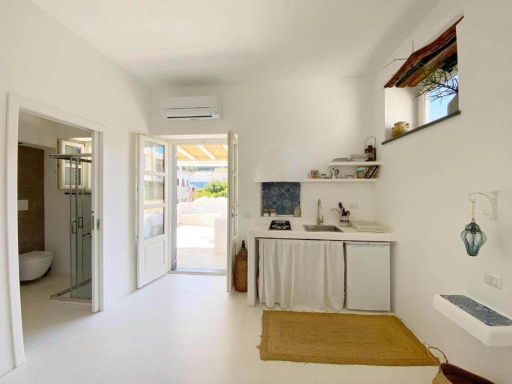 Agata B&B Lipari  Buitenkant foto