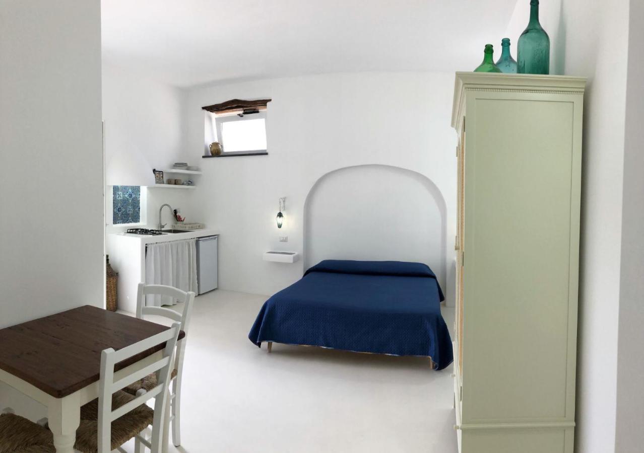 Agata B&B Lipari  Buitenkant foto